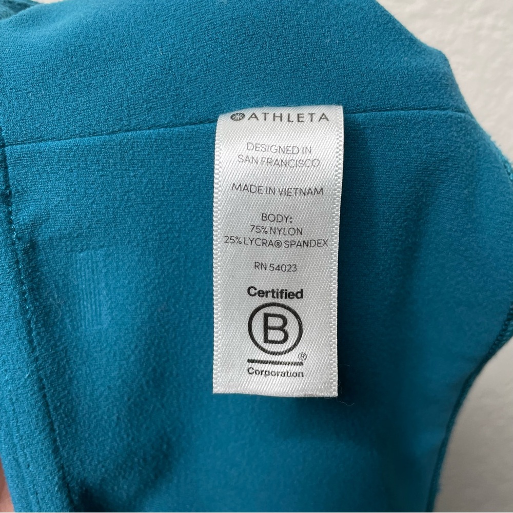 Athleta Blue Workout Leggings Crop 3 Pockets - Picture 12 of 12